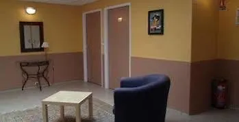 Atlantis Hotel 2*